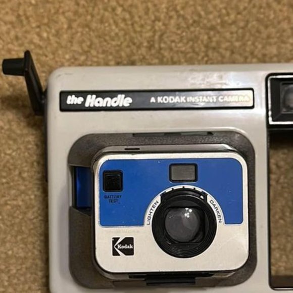 The Handle Kodak Instant Camera - Picture 9 of 9